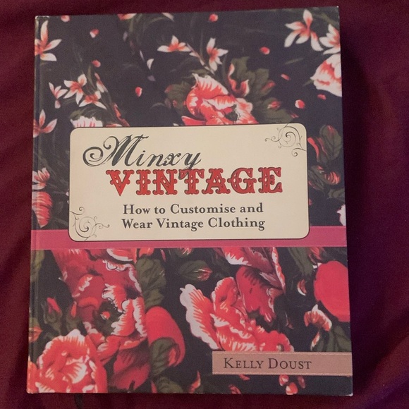 Minxy Vintage How to Customize and Wear Vintage Clothing perfect poshmark book! - Picture 1 of 4